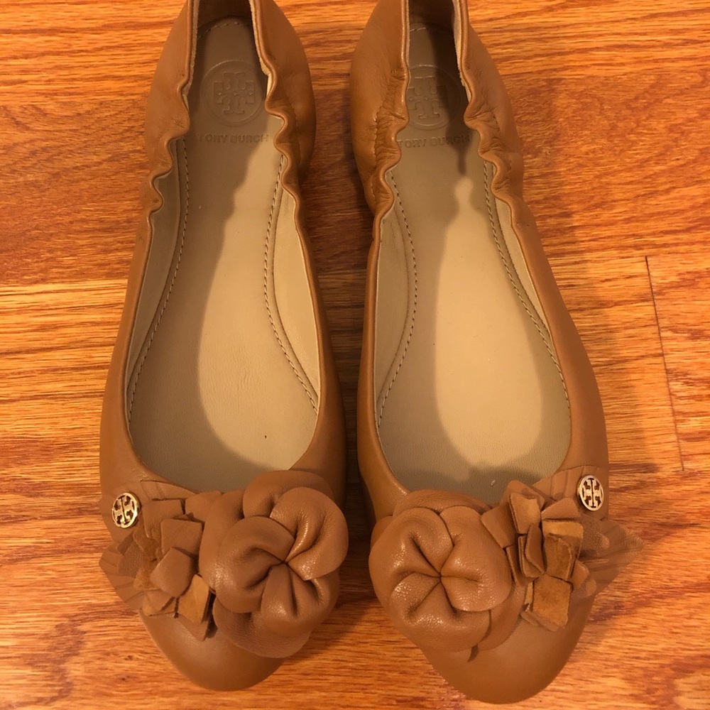 NEW Tory Burch Flats with box